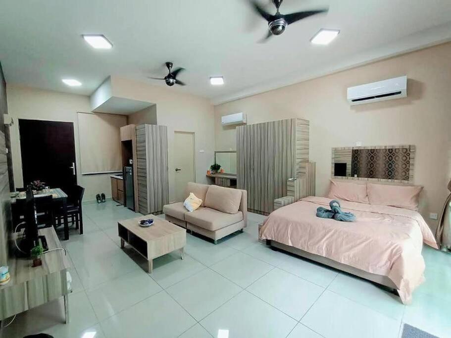Mount Austin #Palazio B1 Pool View 1-2Pax #Mspro Apartment Джохор Бахру Екстериор снимка